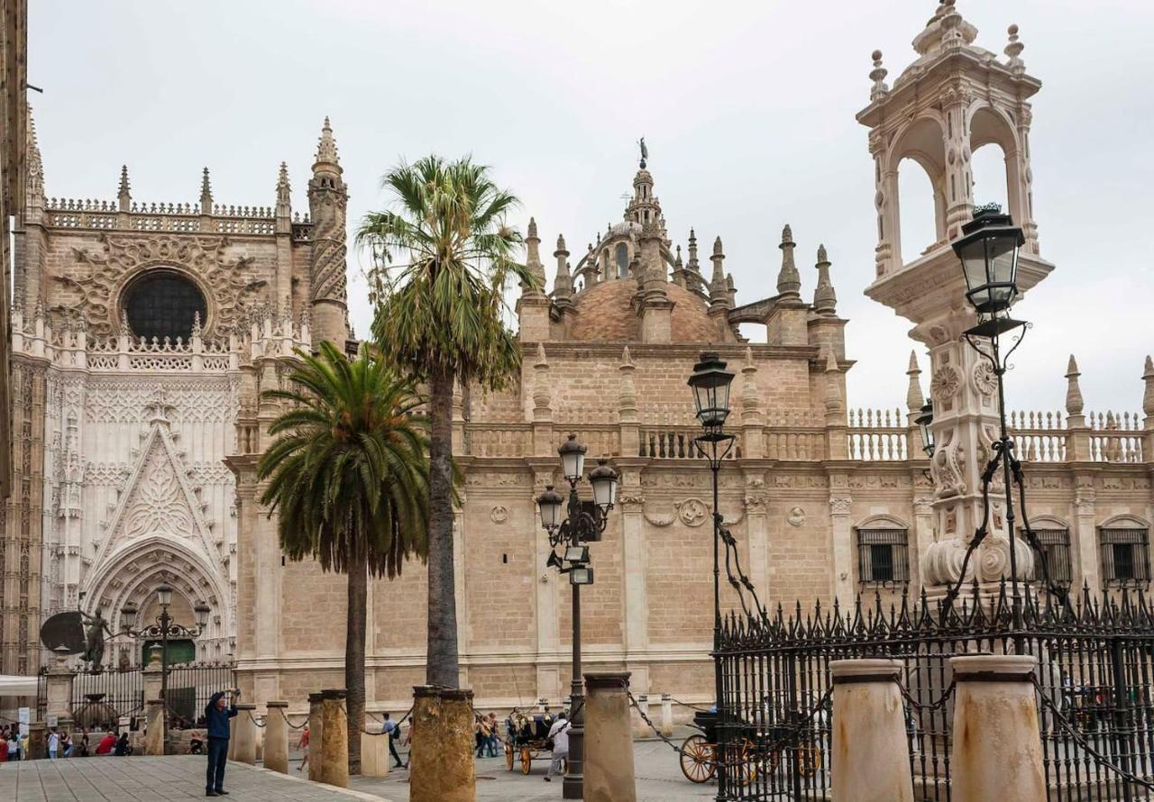 Apartmán Abades Cathedral Oasis Sevilla Exteriér fotografie